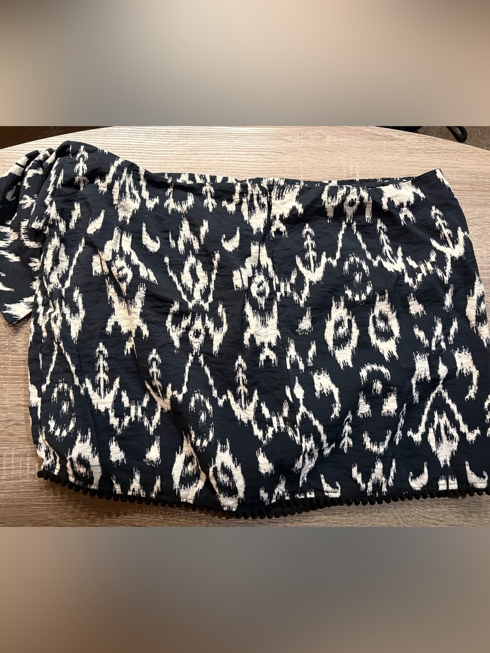Zara Black and Cream Abstract Print Wrap Skirt - Picture 5 of 5